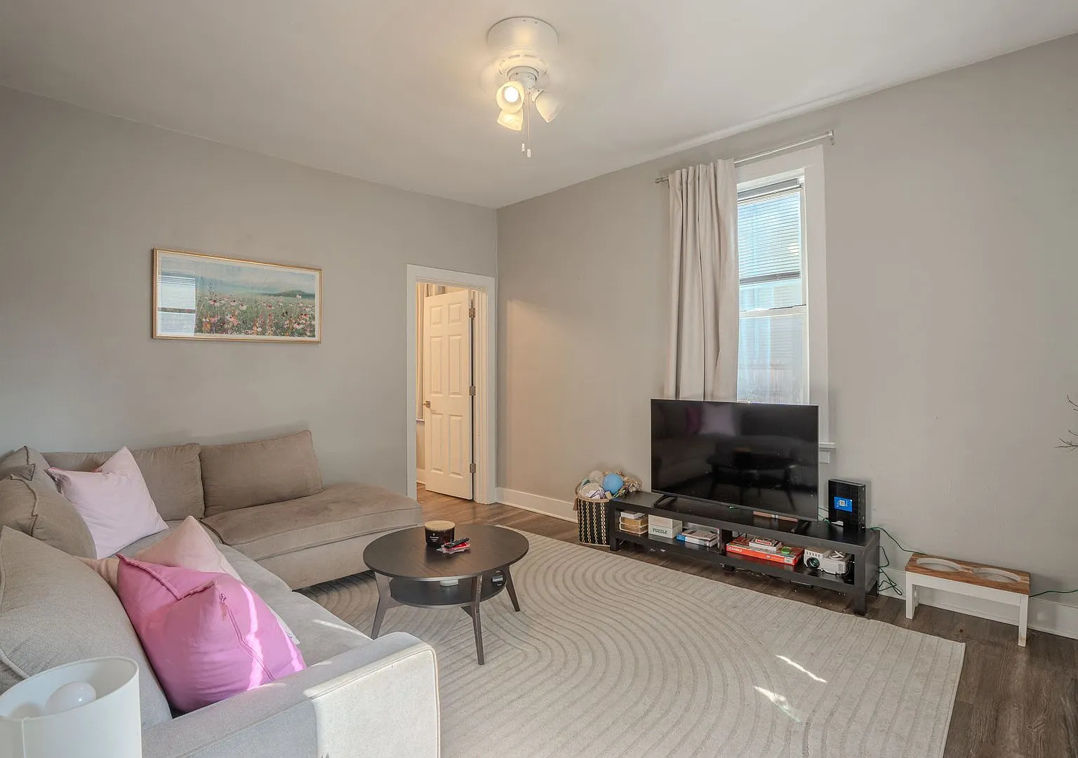 2436 S Wentworth Ave — Photo 3