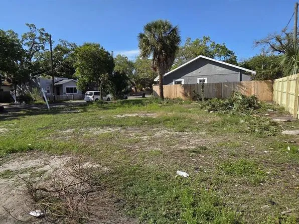 1754 Prescott St S #2, Saint Petersburg, FL 33712