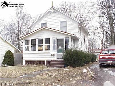 1st image of 115 S Mill St