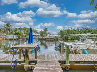 731 Hummingbird Way APT 8, North Palm Beach, FL 33408
