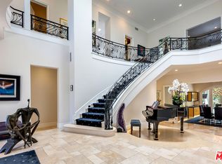 11729 Wetherby Ln, Los Angeles, CA 90077