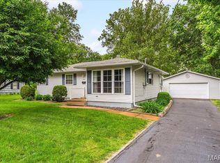 624 W Elm St, Millstadt, IL 62260