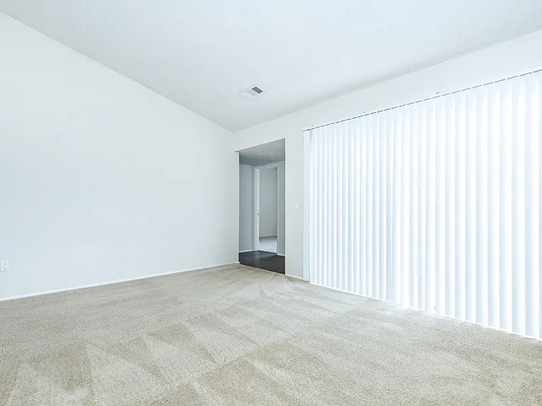 3 Bed 2 Bath Upstairs Living Room