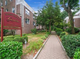 824 Palmer Rd APT 2F, Bronxville, NY 10708