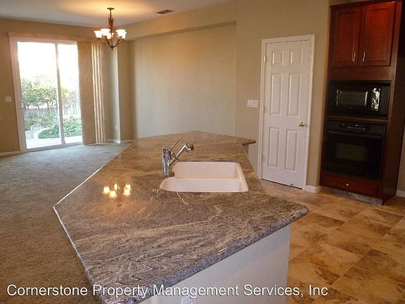 3rd image of 5772 Tres Piezas Dr