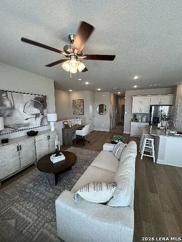 7219 Magnolia Vlg #201 — Photo 16
