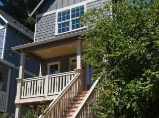 1703 SW Moss St, Portland, OR 97219