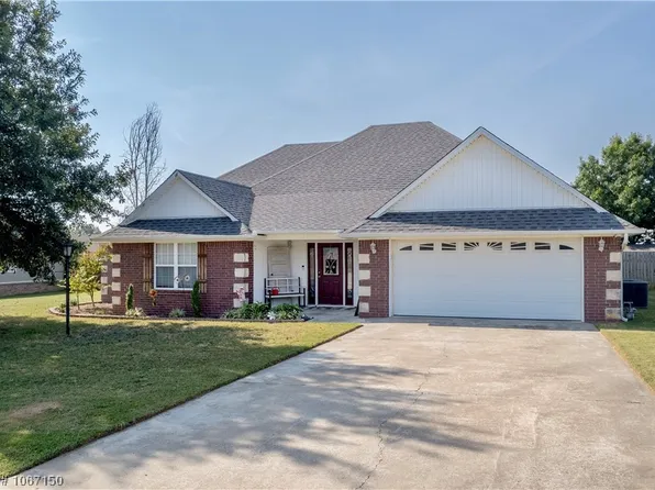 105 Wapiti, Poteau, OK 74953