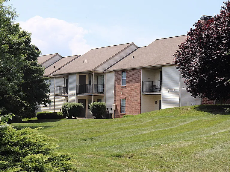 Hershey Heights — Photo 12