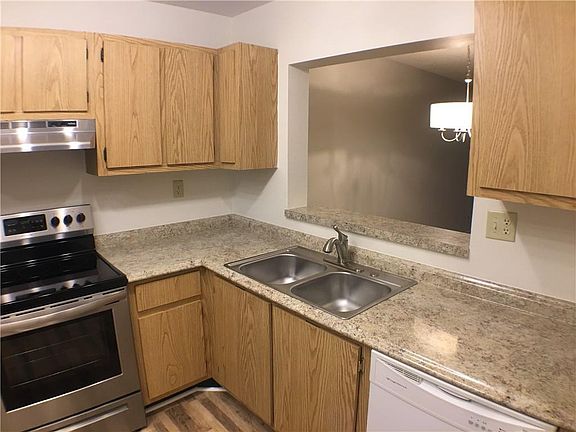 5th image of 3036 Coral Springs Dr