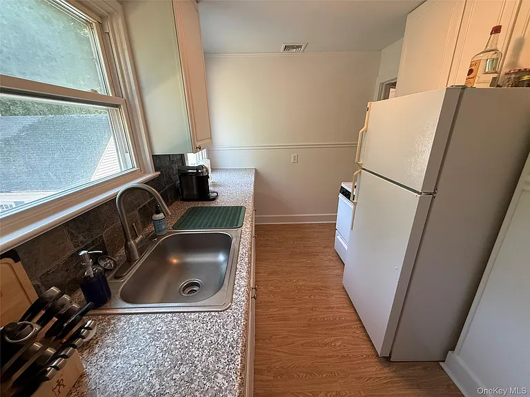 17 Harriman Ave #B — Photo 15