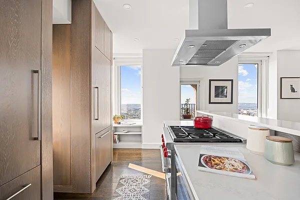 Sold by Compass | media 3