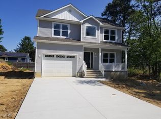 917 Commonwealth Blvd, Toms River, NJ 08757