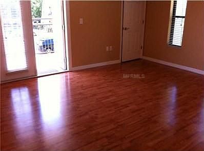 2nd image of 712 Lyndhurst St Unit 322