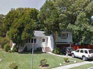 660 Park Ave, West Hempstead, NY 11552