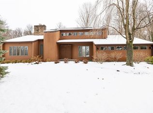 342 Shadowbrook Dr, Webster, NY 14580
