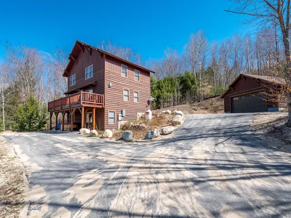 18 Thunder Ridge Road, Newry, ME 04261