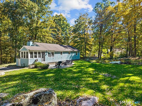 2nd image of 562 Branchville Road