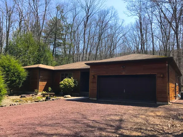 215 Shingle Mill Dr, Drums, PA 18222