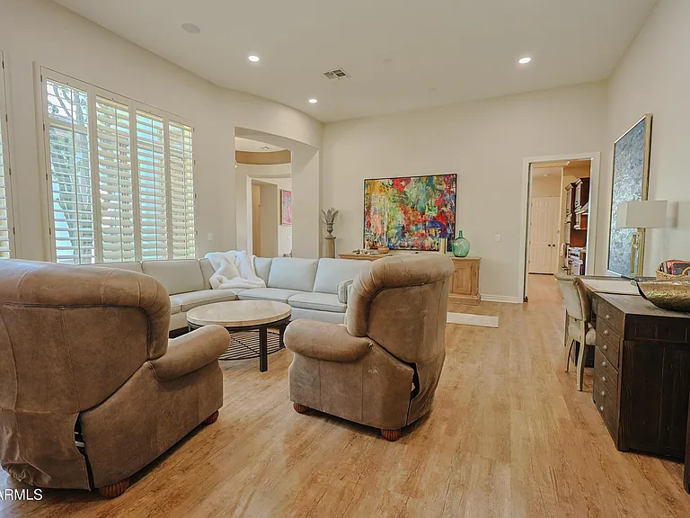 42405 N Harbour Town Ct — Photo 9