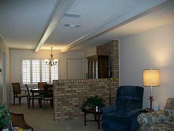 3rd image of 521 Salem Dr