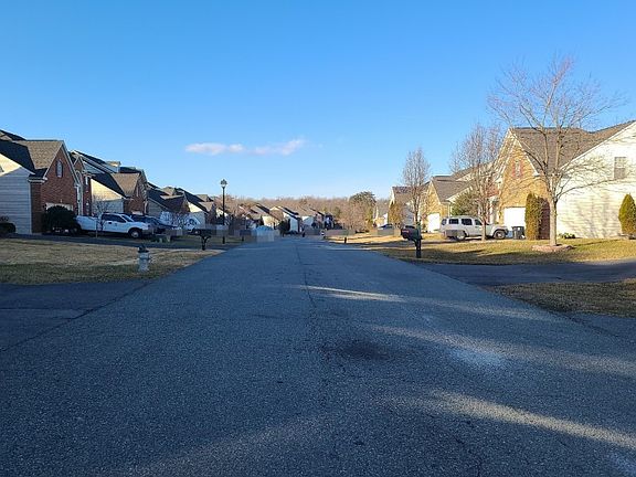 4th image of 13113 Shinnecock Dr