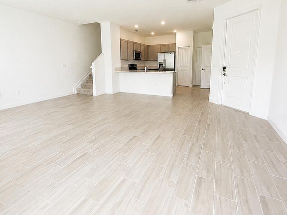 4th image of 4345 Pond Lily Ln