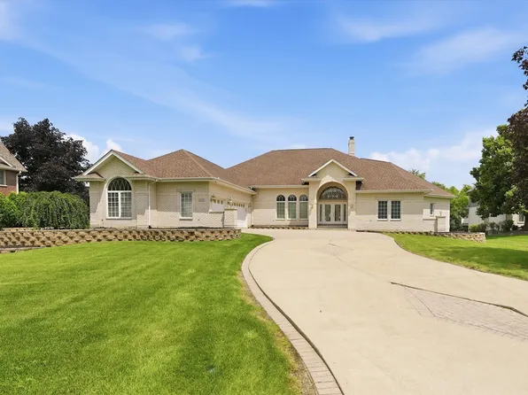 12024 W Edgewood Dr, Homer Glen, IL 60491