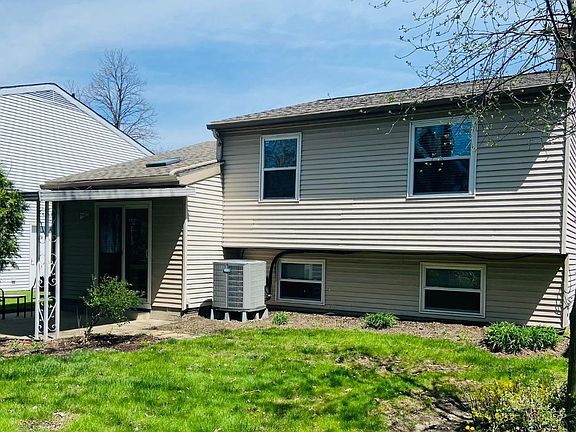 3rd image of 8870 Holly Ln #56
