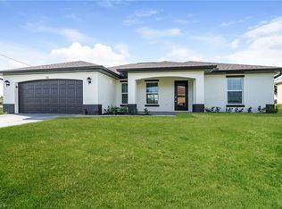 520 SW 30th Ter, Cape Coral, FL 33914
