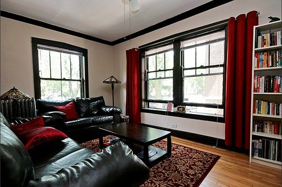 1st image of 531 W Fullerton Pkwy #Gdnf