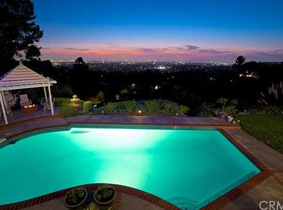 4th image of 10851 Skyline Dr