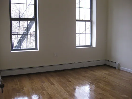 Rented by Blue Egg Realty Corp | media 20