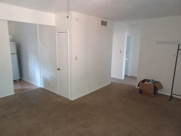 2808 Windsor Rd #B — Photo 12