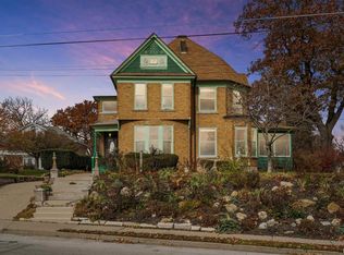 1436 Clay St, Davenport, IA