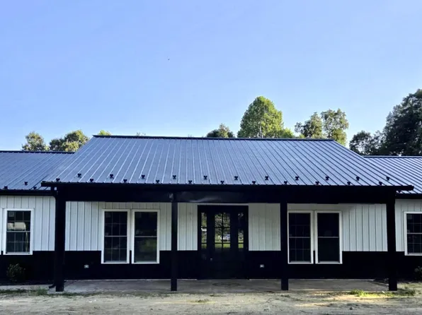2119 Desha Rd, Tappahannock, VA 22560