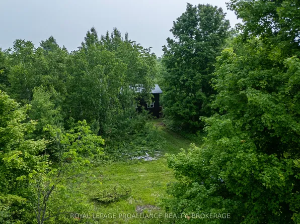 384 Big Crosby Lake Rd, Rideau Lakes, ON K0G 1X0