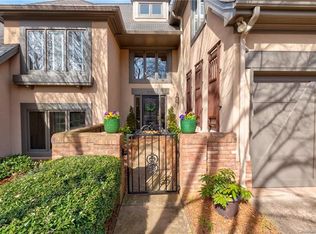 5737 Ballinard Ln, Charlotte, NC 28277