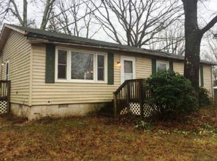 19 Holmes Run Rd, Stanardsville, VA 22973