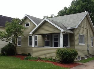 1263 Ford Ave NE, Grand Rapids, MI 49505