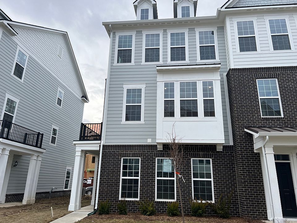 2nd image of 14559 Pomona Ln