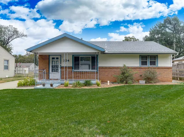 334 S German Ave, Haysville, KS 67060