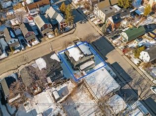 4 Oxford St, Ottawa, ON K1Y 2R7