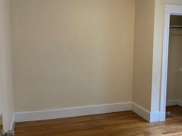 4 Derby St #3 — Photo 6