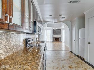 5701R Winsome Ln, Houston, TX 77057