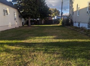 2365 Neibel St, Hamtramck, MI 48212