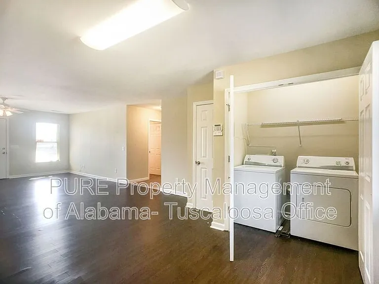 2200 Harrison St — Photo 8