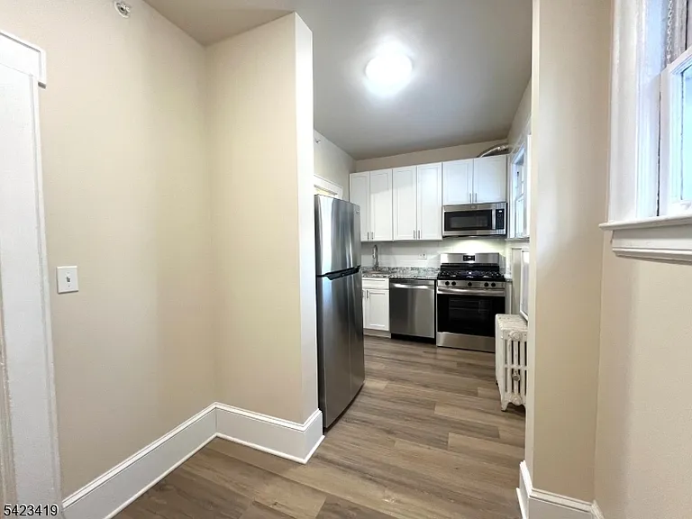 185 Broad St #1 — Photo 8