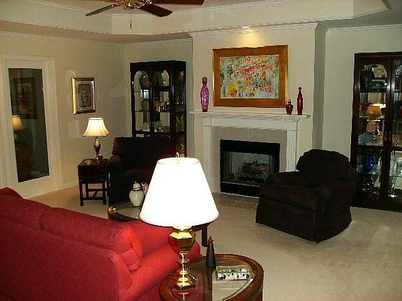 2nd image of 2559 Shinnecock Ct