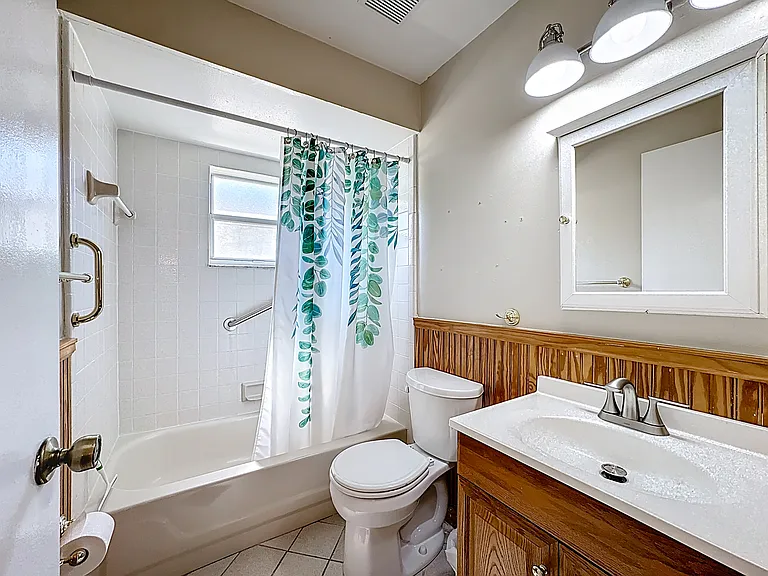 3033 Dunhill Dr — Photo 15